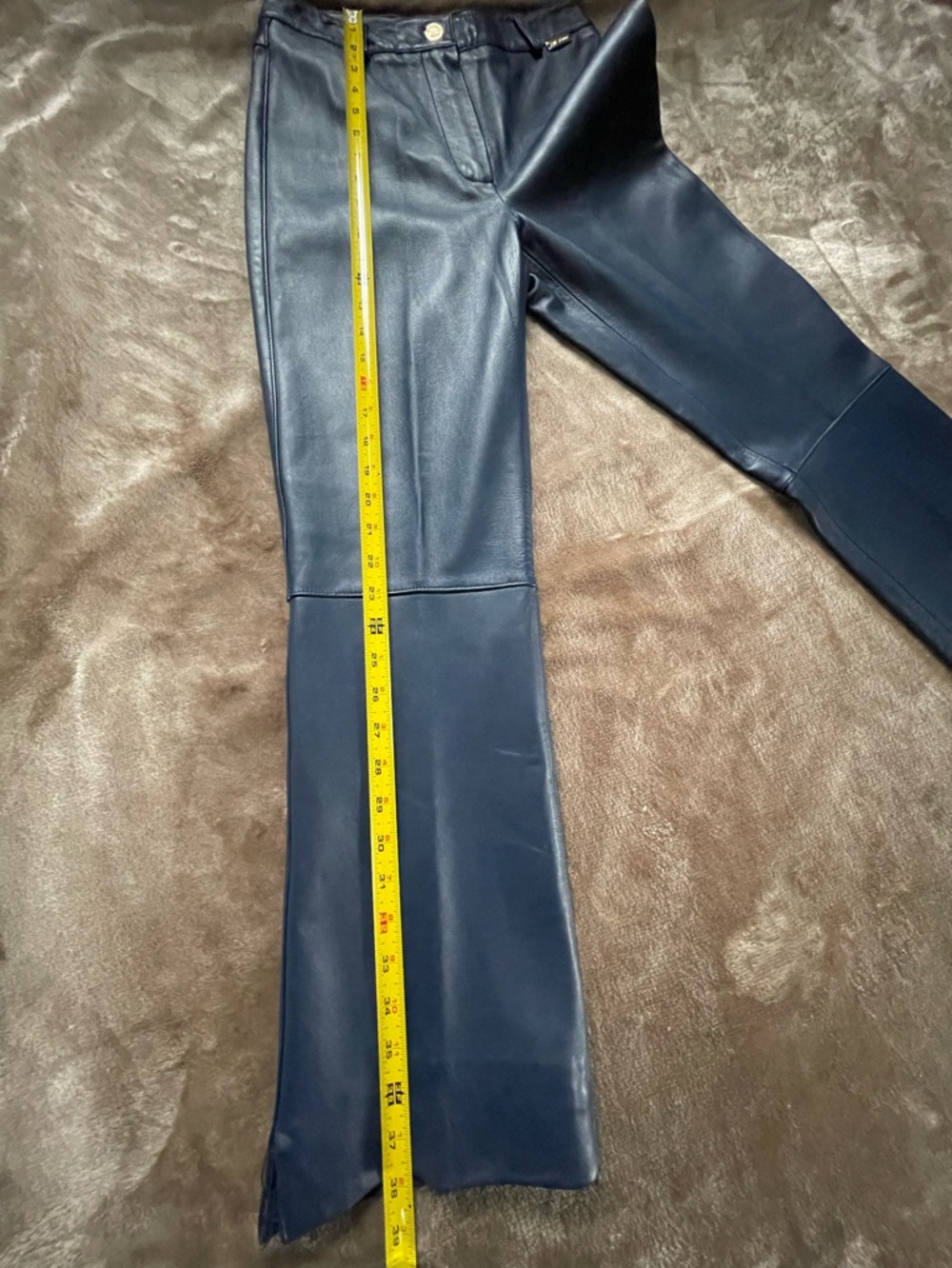 St. John Sport | Midnight Nappa Leather Trousers | Tailored Ankle Crop - Picture 12 of 14